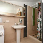 2 Bedroom Gorgeous In Okrug Gornji Appartamento Traù