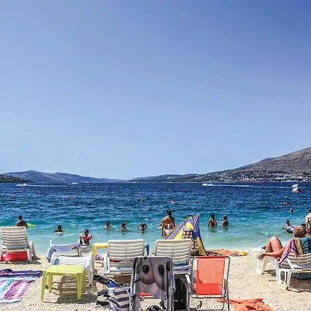 Lägenhet Gorgeous In Okrug Gornji *