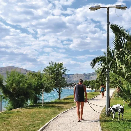 Stunning In Okrug Gornji With Wifi * Trogir